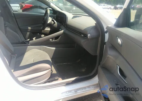 2024 Hyundai Elantra Sel from USA, damaged, VIN KMHLM4DG8RU678626